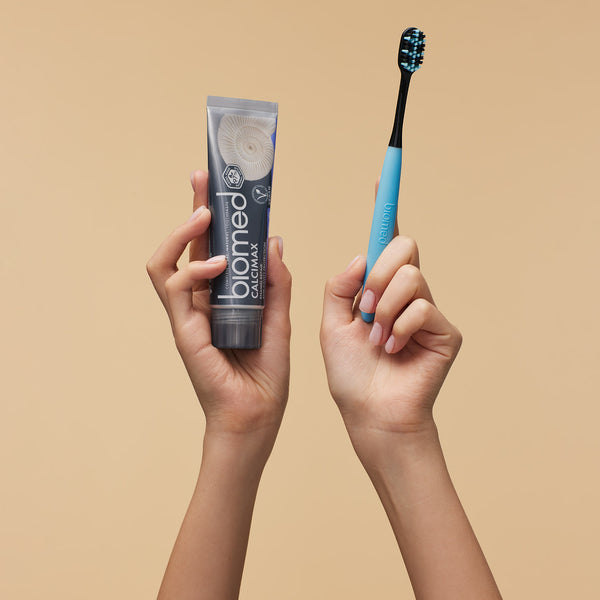 BIOMED Black Complete Care toothbrush 2+1 - twentyfiveoseven Limited